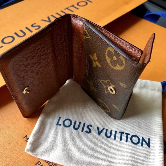 Authentic Louis Vuitton Monogram Mini Card Holder CJ0025 - Picture 3 of 11